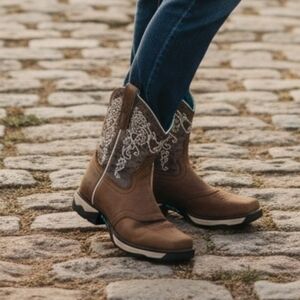 Corral Brown Embroidered Ankle Boots